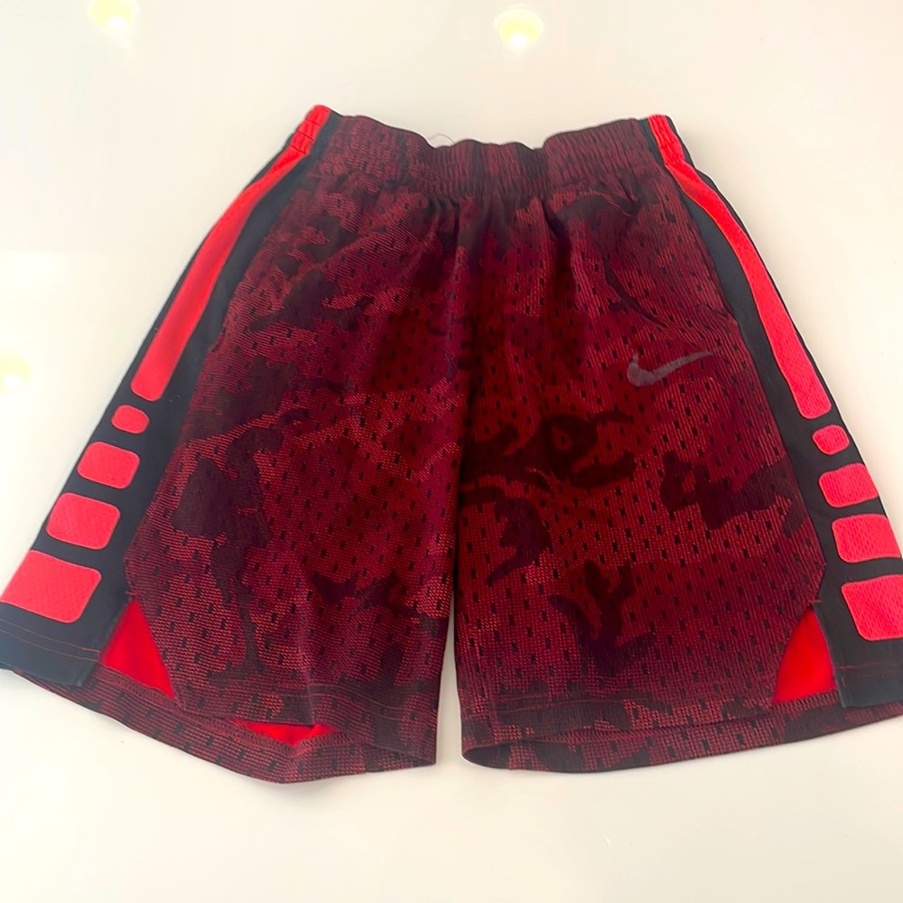 Nike Dri-Fit shorts size youth L